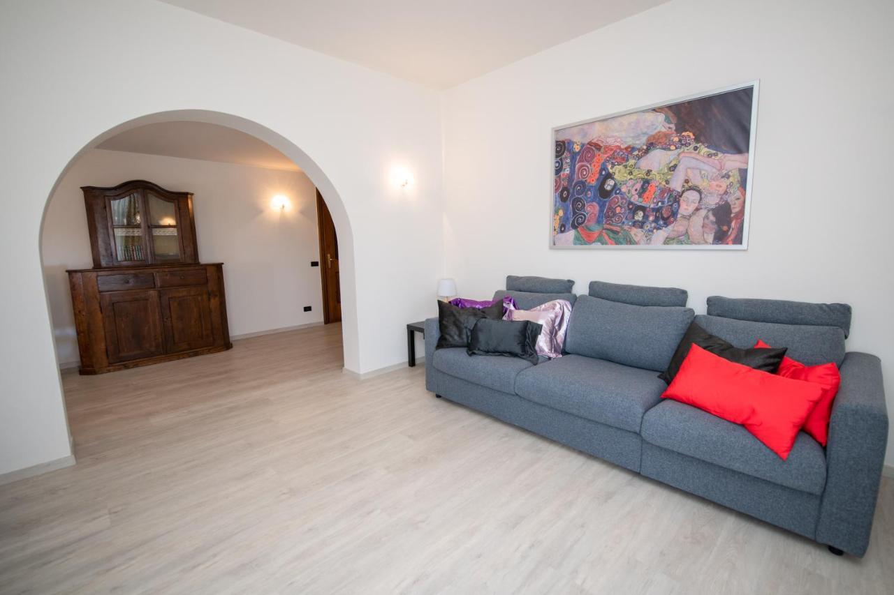 Il Cortiletto - Appartamento Lores Manerba del Garda Dış mekan fotoğraf