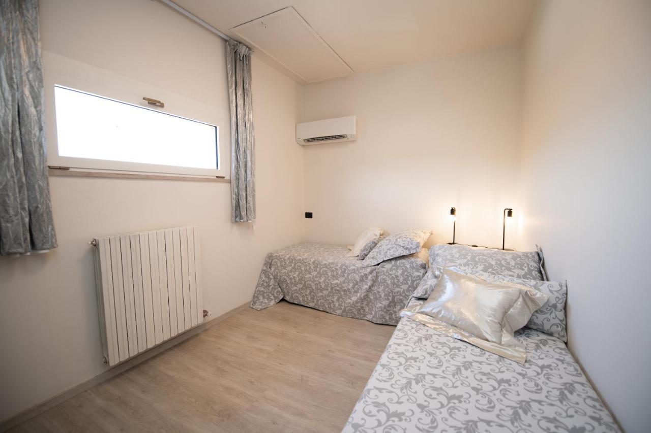 Il Cortiletto - Appartamento Lores Manerba del Garda Dış mekan fotoğraf