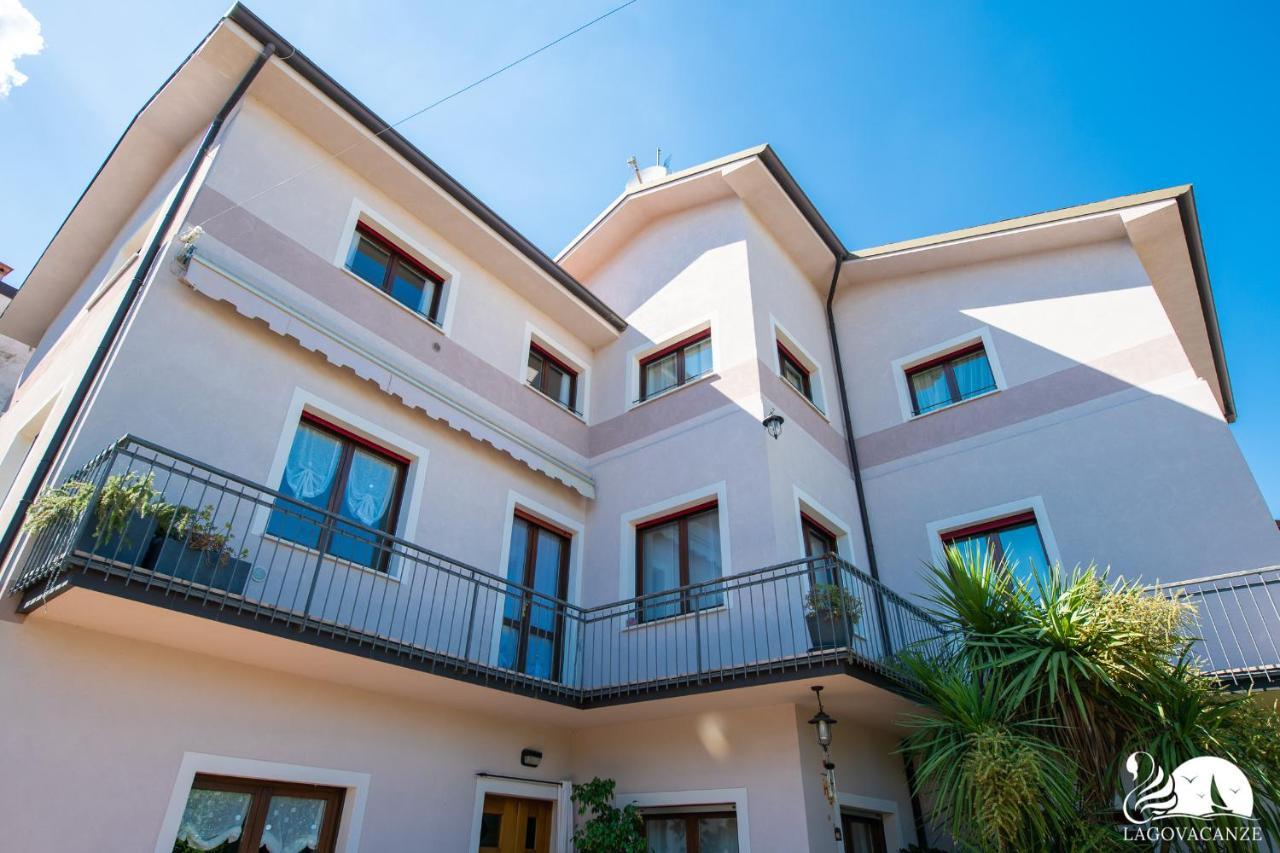 Il Cortiletto - Appartamento Lores Manerba del Garda Dış mekan fotoğraf